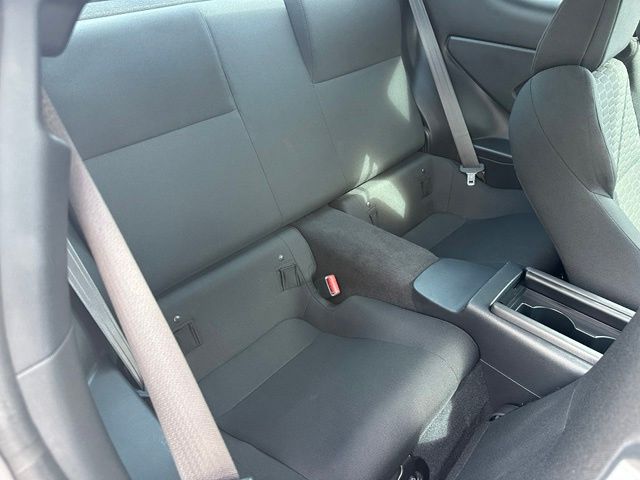 2023 Toyota GR86 Base — photo 10 of 22