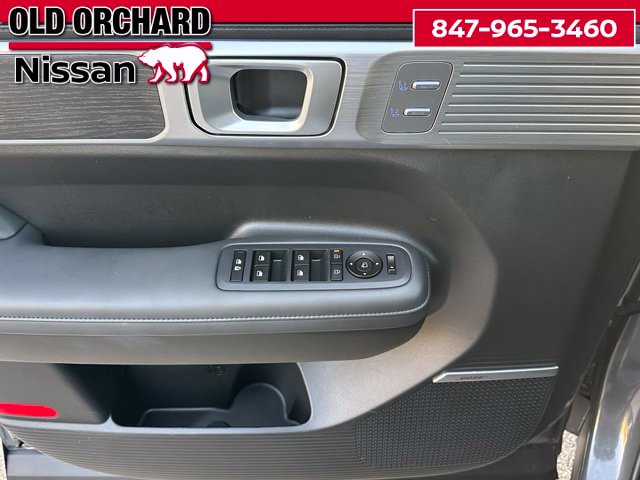 2025 Hyundai Santa Fe Hybrid Limited — photo 10 of 24
