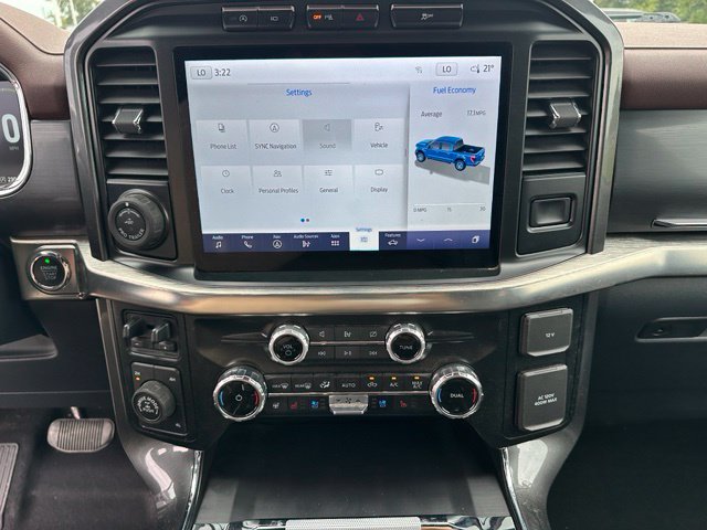 2023 Ford F-150 Lariat — photo 16 of 27