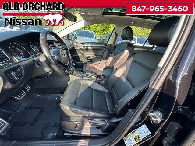 2019 Volkswagen Golf Alltrack TSI SE — photo 11 of 23