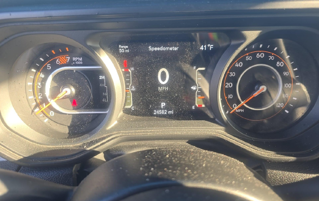 2025 Jeep Wrangler Sport S — photo 8 of 9