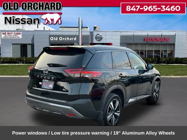 2023 Nissan Rogue SL — photo 6 of 22