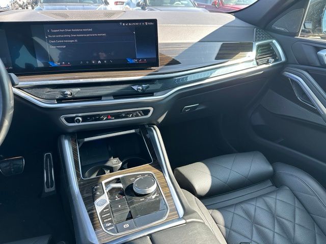 2025 BMW X6 xDrive40i — photo 18 of 29