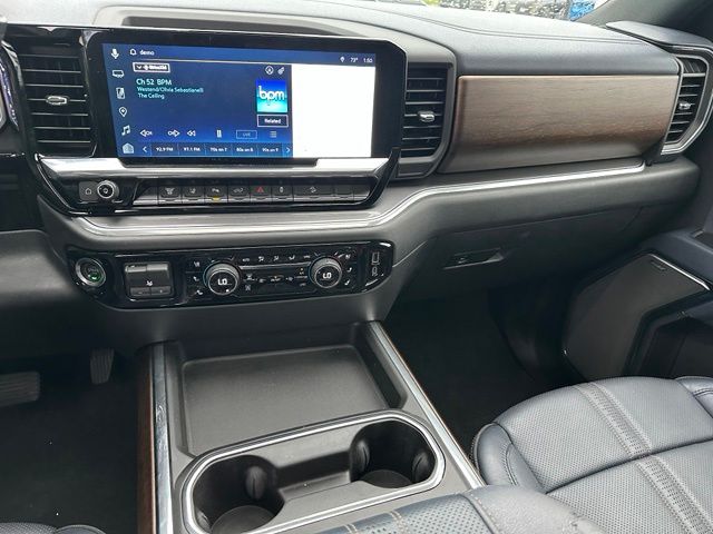 2024 Chevrolet Silverado 2500HD High Country — photo 39 of 53