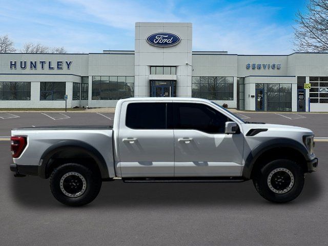 2023 Ford F-150 Raptor — photo 4 of 37