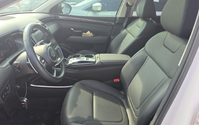 2024 Hyundai Tucson Hybrid SEL Convenience — photo 5 of 8