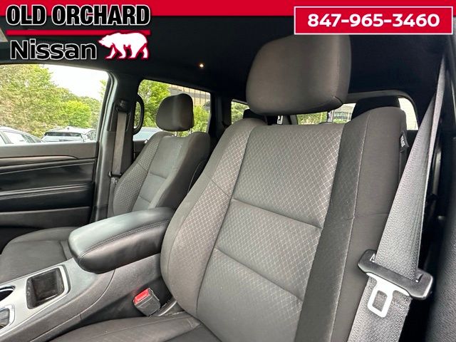 2020 Jeep Grand Cherokee Laredo E — photo 12 of 22