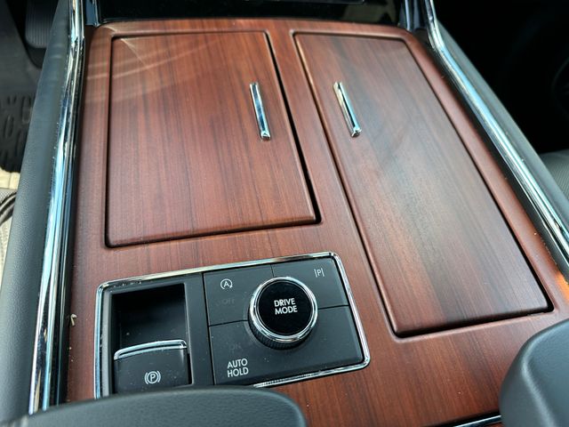 2022 Lincoln Navigator Reserve — photo 26 of 38