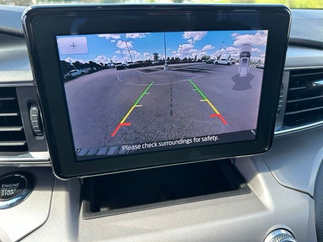 2023 Ford Explorer XLT — photo 27 of 29