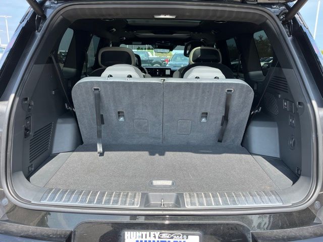 2024 Kia EV9 GT-Line — photo 14 of 44