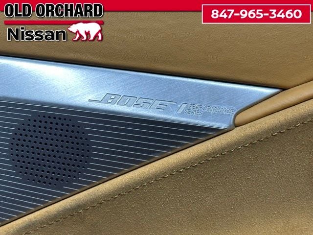 2023 Chevrolet Corvette Stingray — photo 12 of 23