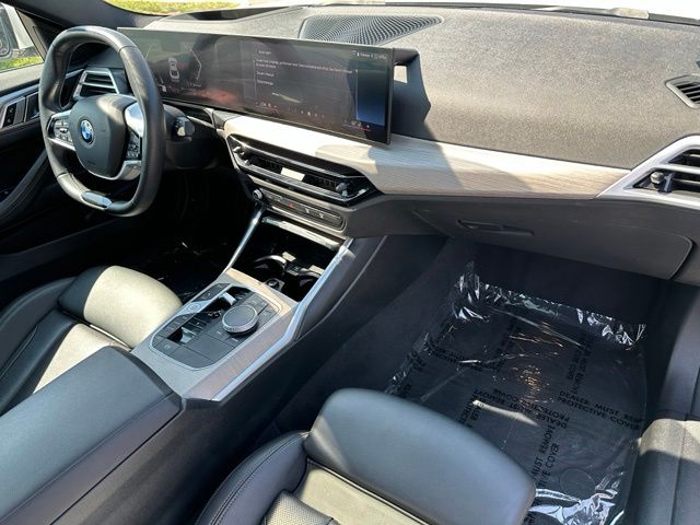 2025 BMW 4 Series 430i xDrive — photo 10 of 24