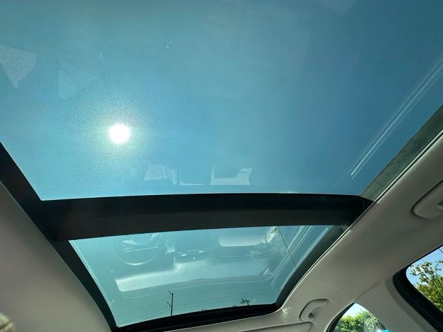 2024 Hyundai Tucson Hybrid Limited — photo 19 of 40