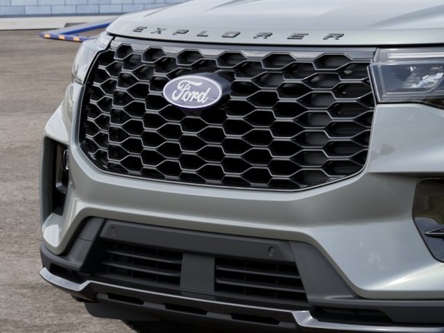 2027 Ford Explorer ST-Line — photo 18 of 54