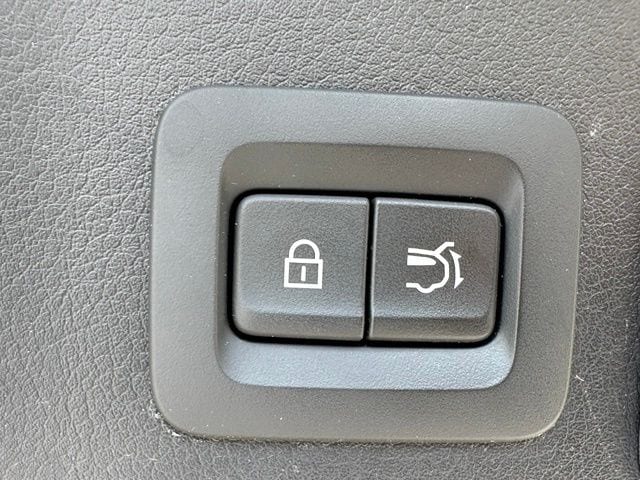 2024 Mazda CX-90 3.3 Turbo Preferred Plus — photo 11 of 29