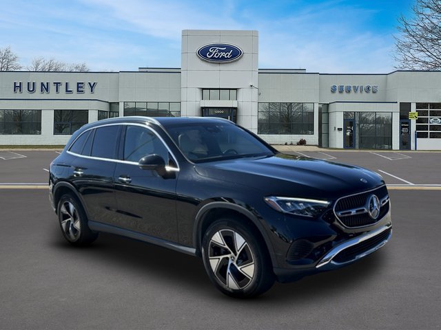 2024 Mercedes-Benz GLC GLC 300 — photo 3 of 31
