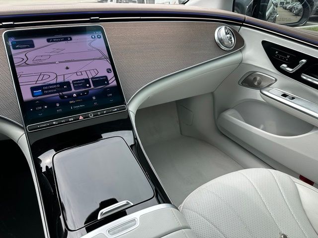 2023 Mercedes-Benz EQE 350 Sedan — photo 19 of 33