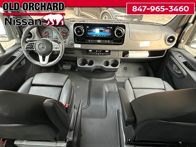 2023 Mercedes-Benz Sprinter 2500 Cargo 144 WB — photo 17 of 23