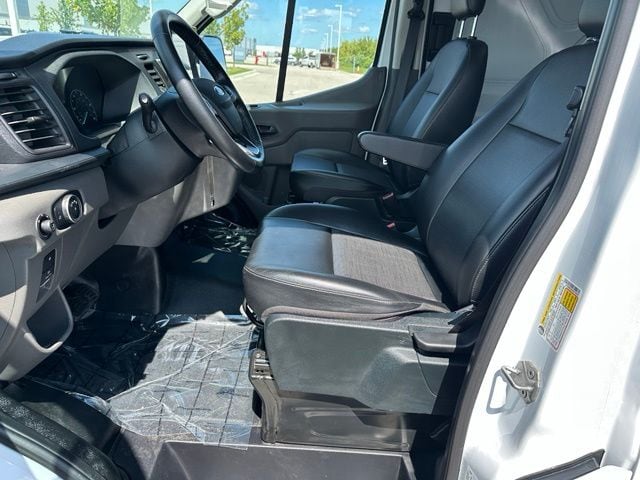 2023 Ford E-Transit-350 Base — photo 17 of 27