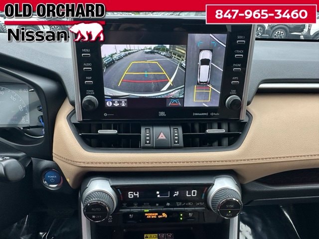 2022 Toyota RAV4 Hybrid Limited — photo 18 of 23