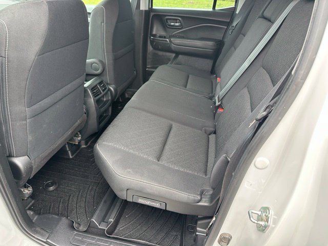2021 Honda Ridgeline Sport — photo 11 of 27