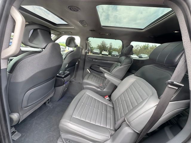 2024 Kia EV9 Land — photo 18 of 38