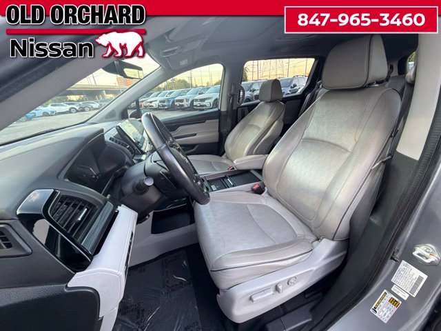 2022 Honda Odyssey Elite — photo 13 of 19