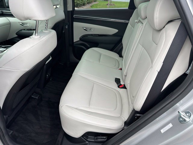 2024 Hyundai Tucson Hybrid Limited — photo 16 of 39
