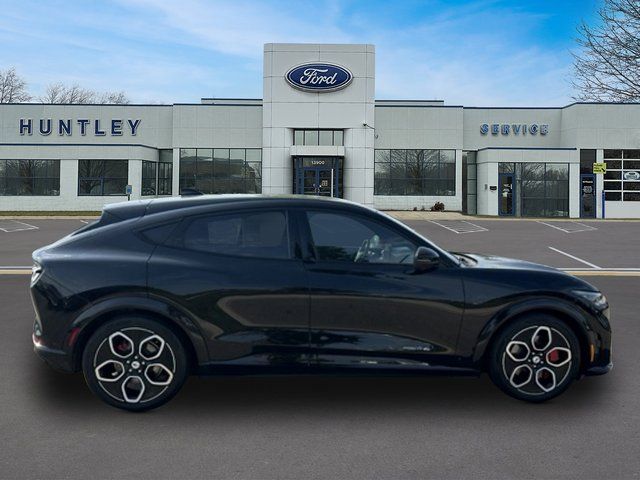 2022 Ford Mustang Mach-E GT — photo 4 of 36