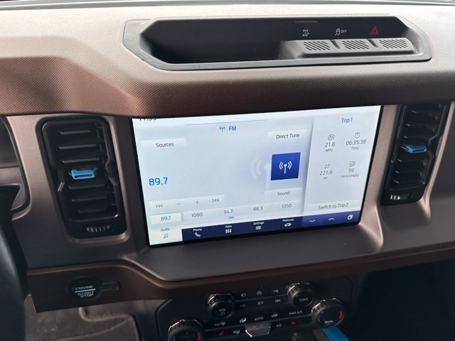 2023 Ford Bronco Outer Banks — photo 20 of 28