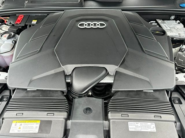 2025 Audi Q7 55 Premium Plus — photo 8 of 34