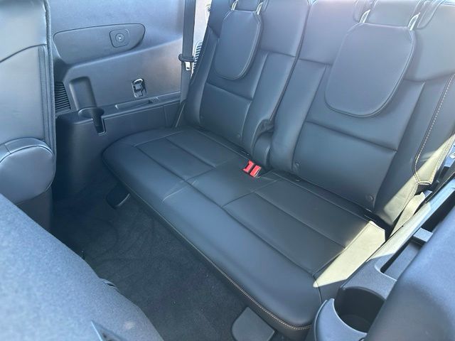 2026 Ford Explorer Tremor — photo 24 of 38