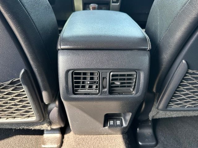 2022 Toyota 4Runner Limited — photo 17 of 31