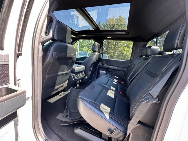 2023 Ford F-150 Raptor — photo 14 of 37