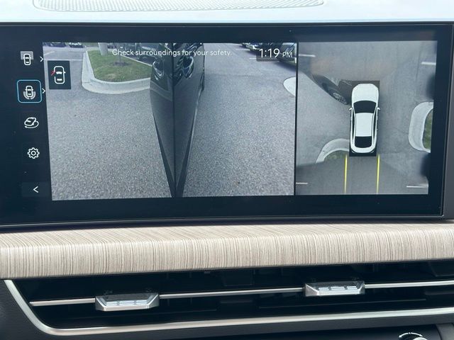 2025 Hyundai Sonata Hybrid Limited — photo 32 of 40