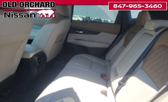 2025 Nissan Murano Platinum — photo 10 of 10