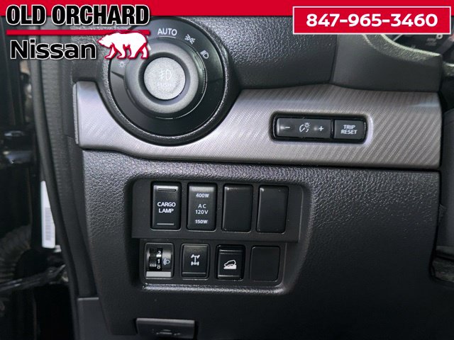 2024 Nissan Titan PRO-4X — photo 15 of 22