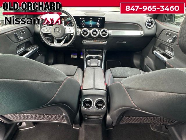 2023 Mercedes-Benz GLB GLB 250 — photo 18 of 25