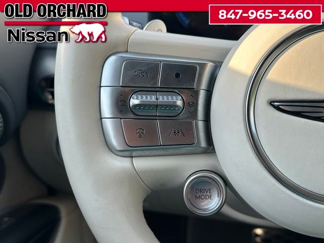 2023 Genesis GV60 Performance — photo 20 of 23
