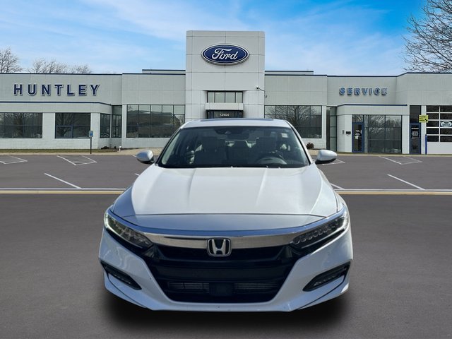 2020 Honda Accord Touring 2.0T — photo 2 of 29