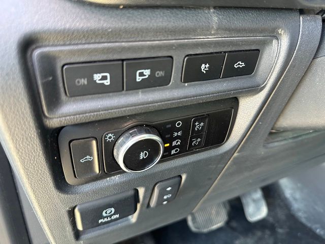 2023 Ford F-150 Tremor — photo 14 of 28