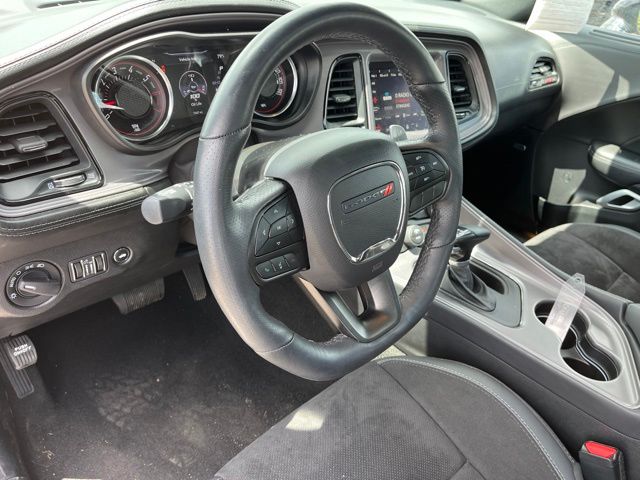 2023 Dodge Challenger R/T Scat Pack Widebody — photo 17 of 26