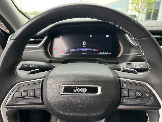 2023 Jeep Grand Cherokee L Limited — photo 25 of 26