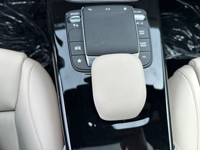 2021 Mercedes-Benz CLA CLA 250 — photo 22 of 27