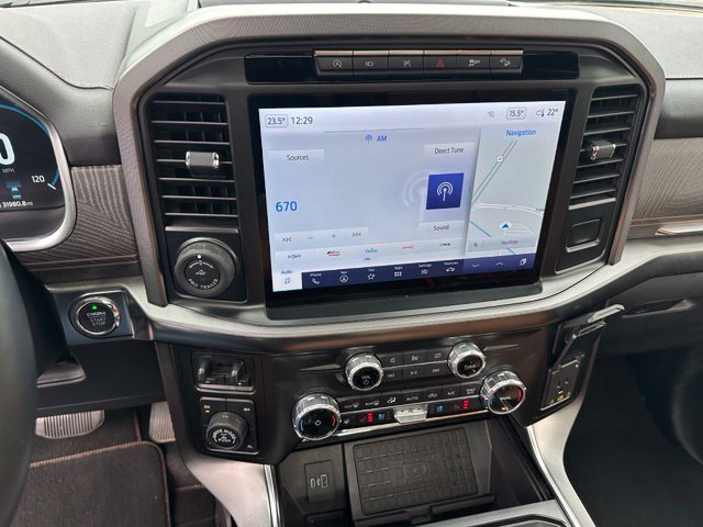2023 Ford F-150 Platinum — photo 20 of 32