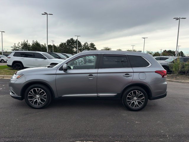 2017 Mitsubishi Outlander GT — photo 6 of 25