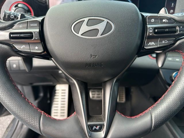 2024 Hyundai Elantra N Line — photo 20 of 32