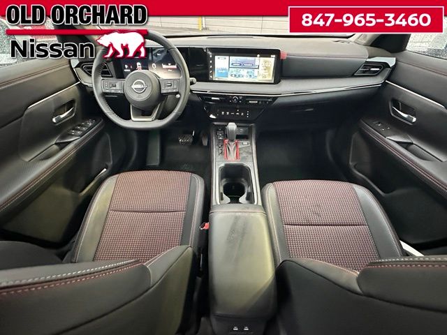 2025 Nissan Kicks SR — photo 14 of 22
