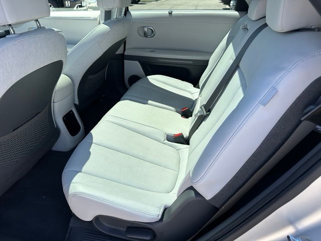 2024 Hyundai IONIQ 5 Limited — photo 15 of 39