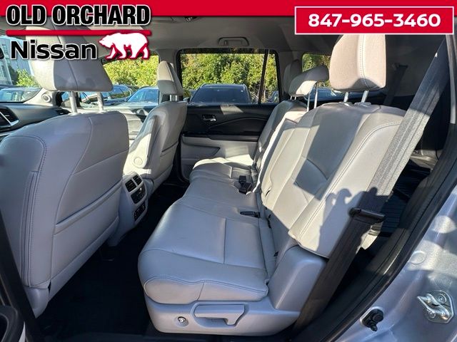 2018 Honda Pilot EX-L — photo 13 of 26